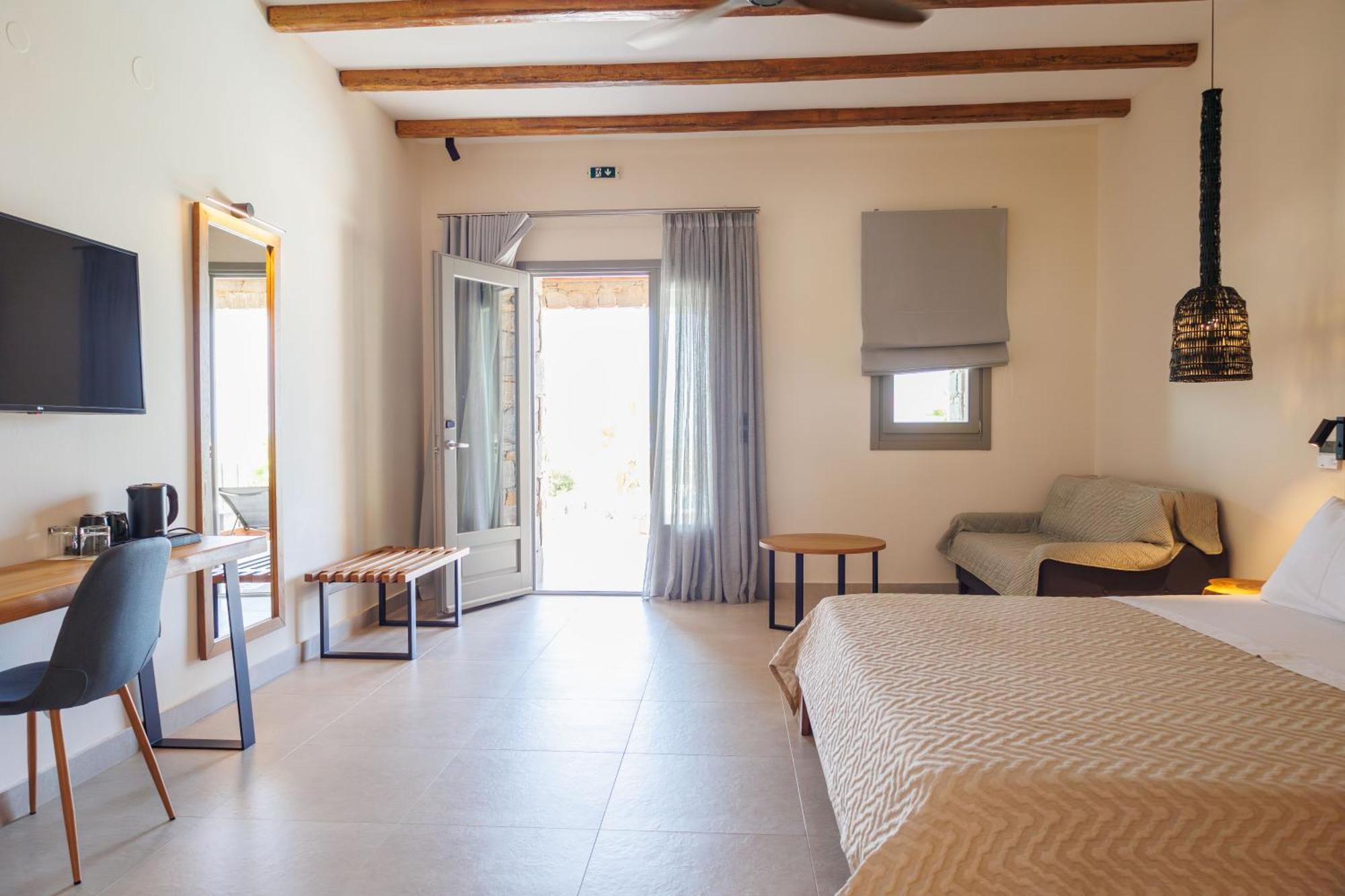 Petaloudes Sunset Suites Pounda Chambre photo